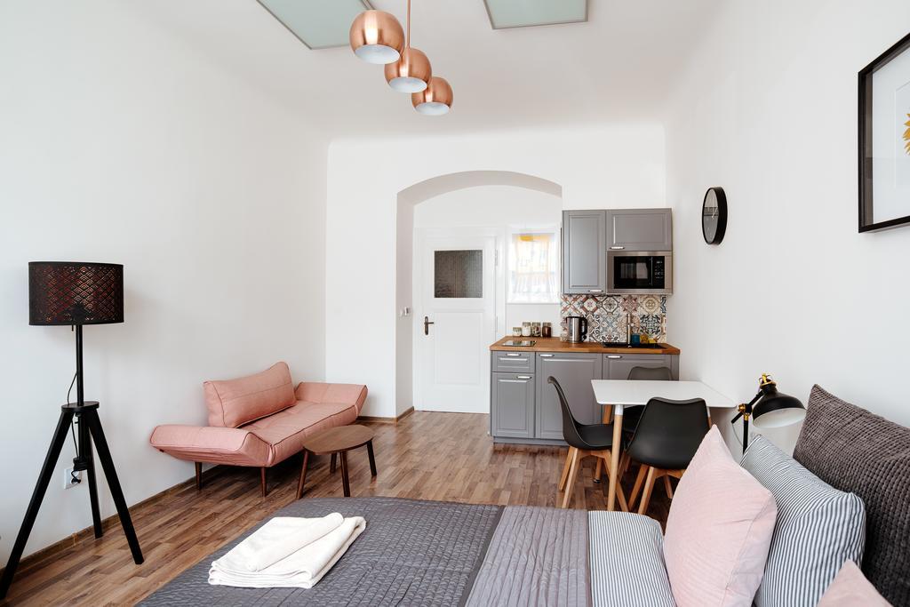 Apartment Gesse Jirsikova Praga Esterno foto